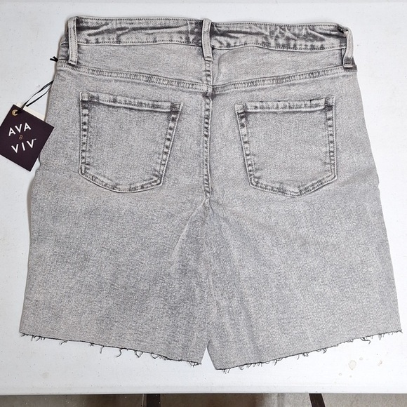NWT Plus  Size High-Rise Stretch Denim Jean Shorts, Ava & Viv Gray Acid Wash NEW - Picture 4 of 7